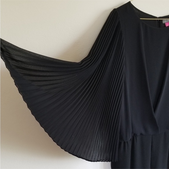 NWT Vince Camuto Romantic Glamour Jumpsuit - Picture 4 of 6